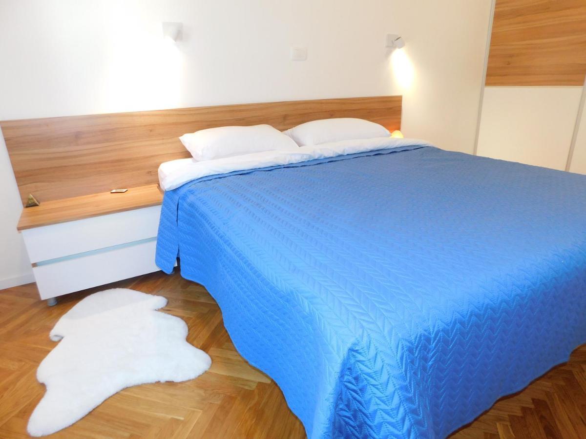 Modern Apartment Hrenova Street Любляна Екстериор снимка